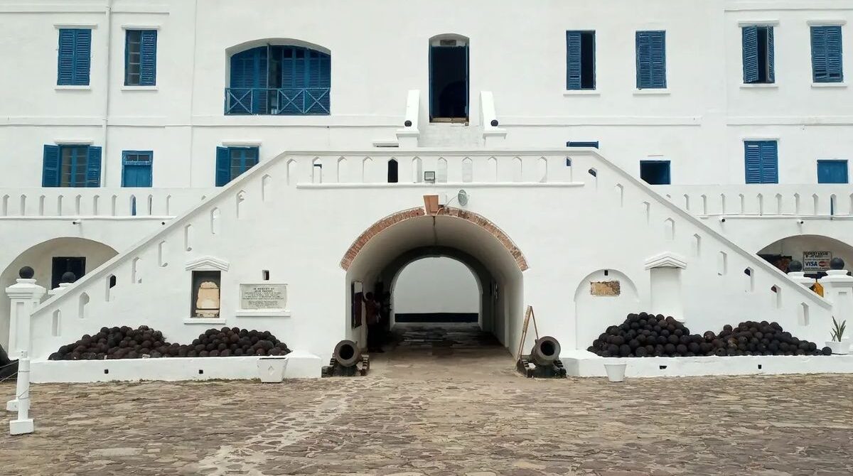 Experience the best Journey with Elmina Castle & Kakum National Park